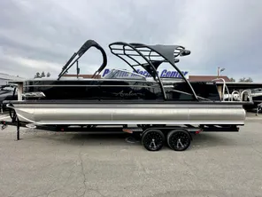 2024 Avalon 27' Catalina Elite Windshield Platinum w/ Mercury 400HP V10!