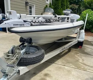 2008 Triton 18 Explorer