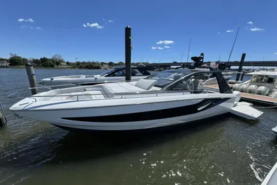 2025 Azimut AZ42-V