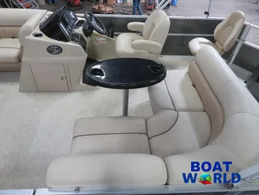 2022 Montego Bay Pontoons 8522 Fish & Cruise Deluxe Pontoon & Suzuki 115HP 4