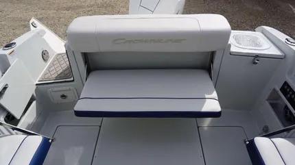 2024 Crownline 240 DC