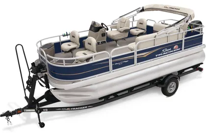 Bass Buggy 18 DLX Fishing Pontoon