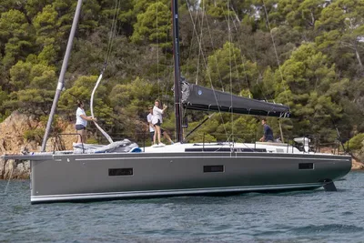 2024 Beneteau First 44