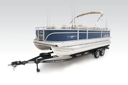 Sun Tracker Fishin' Barge 20 DLX