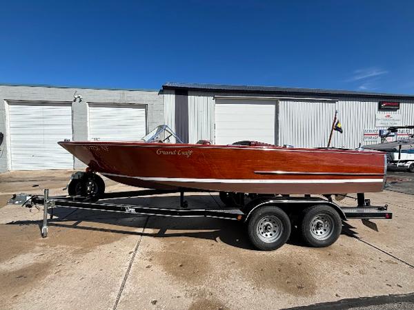 Used 1987 Grand Craft 21 RUNABOUT, 49720 Charlevoix - Boat Trader