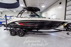 2023 Chaparral 23 SSi