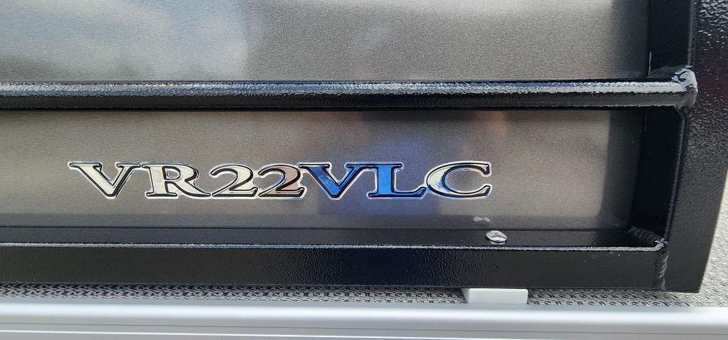 2024 Veranda VR22VLC Deluxe Tri-Toon