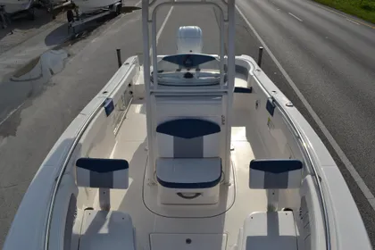 2023 Robalo 242 EX