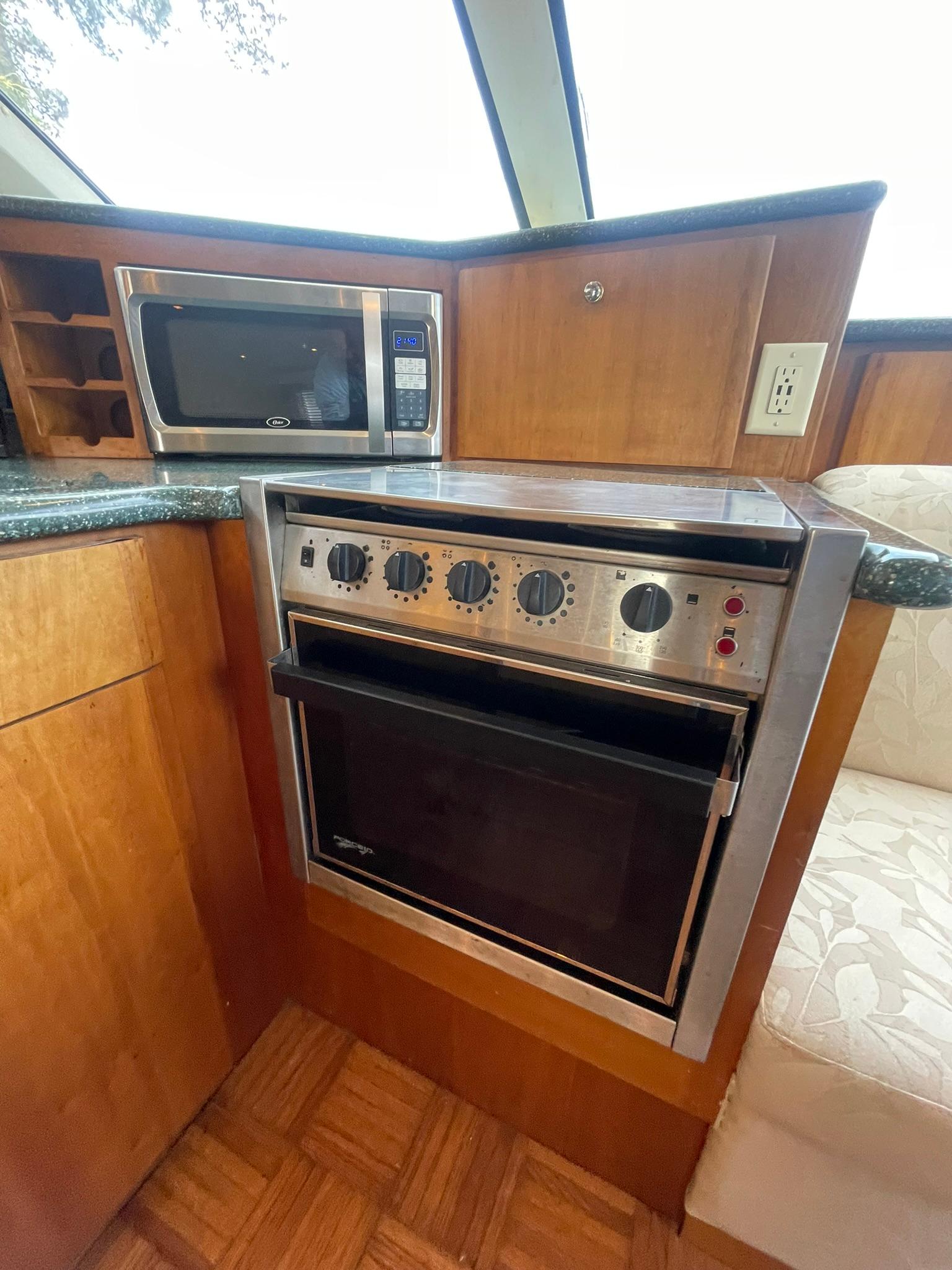 GALLEY STOVE W/OVEN & MICROWAVE