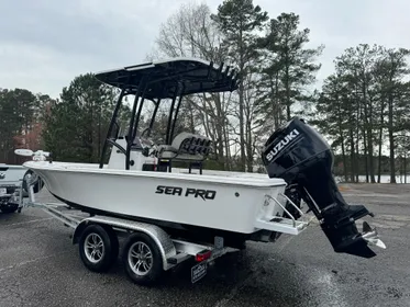 2024 Sea Pro 210 DLX