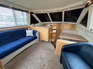 1996 Carver 355 Aft Cabin