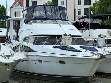 2001 Carver 444 Cockpit Motor Yacht