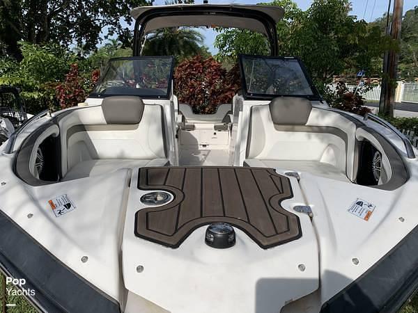 2015 Yamaha Boats 242 Limited S