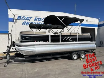 2020 sun-tracker,tracker Party Barge 22DLX