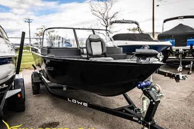 2022 Lowe Fishing Machine 1675 WT