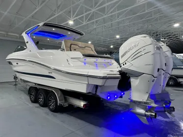 2018 Sea Ray SLX 350 OB