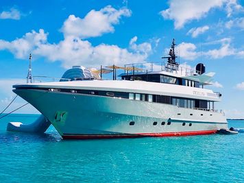 1996 Oceanfast Tri Deck Motor Yacht
