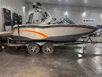 2016 MasterCraft X20