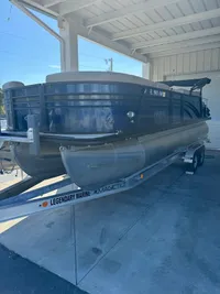 2019 Harris Sunliner 230