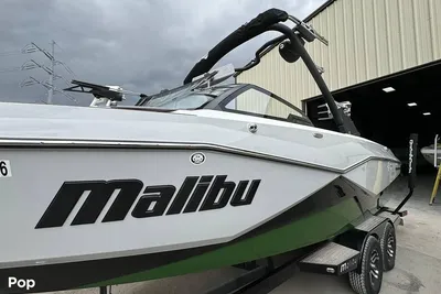 2023 Malibu 25LSV