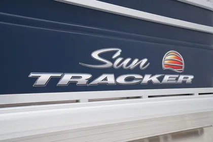 2024 Sun Tracker Fishin' Barge 22 XP3