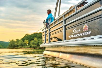 2024 Sun Tracker SportFish 20 DLX