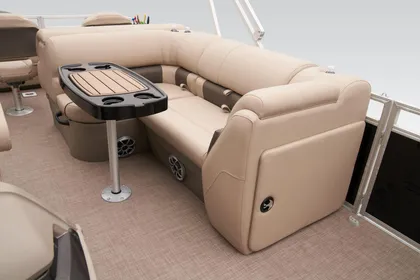 2024 Sun Tracker SportFish 22 DLX