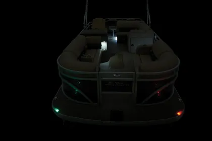 2024 Sun Tracker SportFish 22 XP3