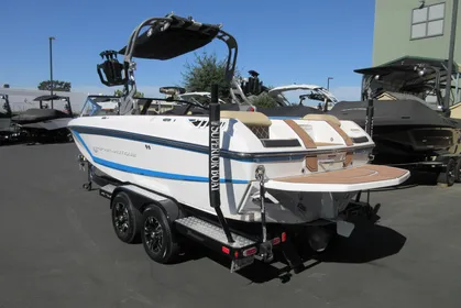 2020 Nautique Super Air GS22E