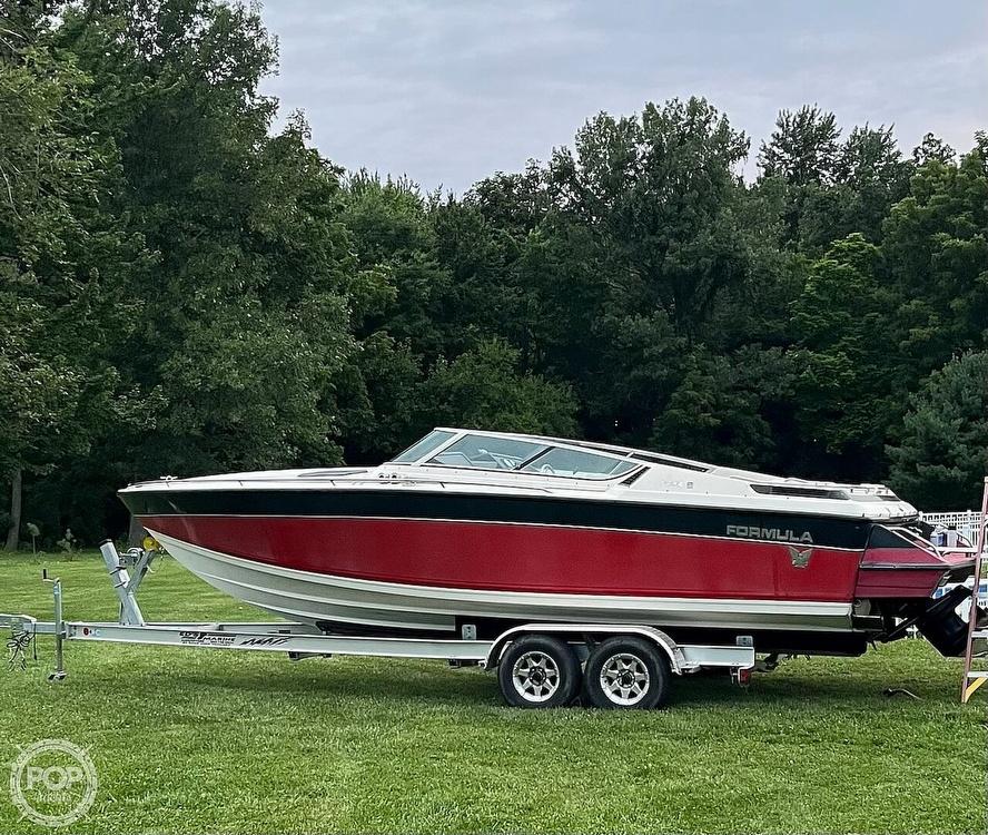 Used 1987 Formula 242 Ls, 45068 Waynesville - Boat Trader