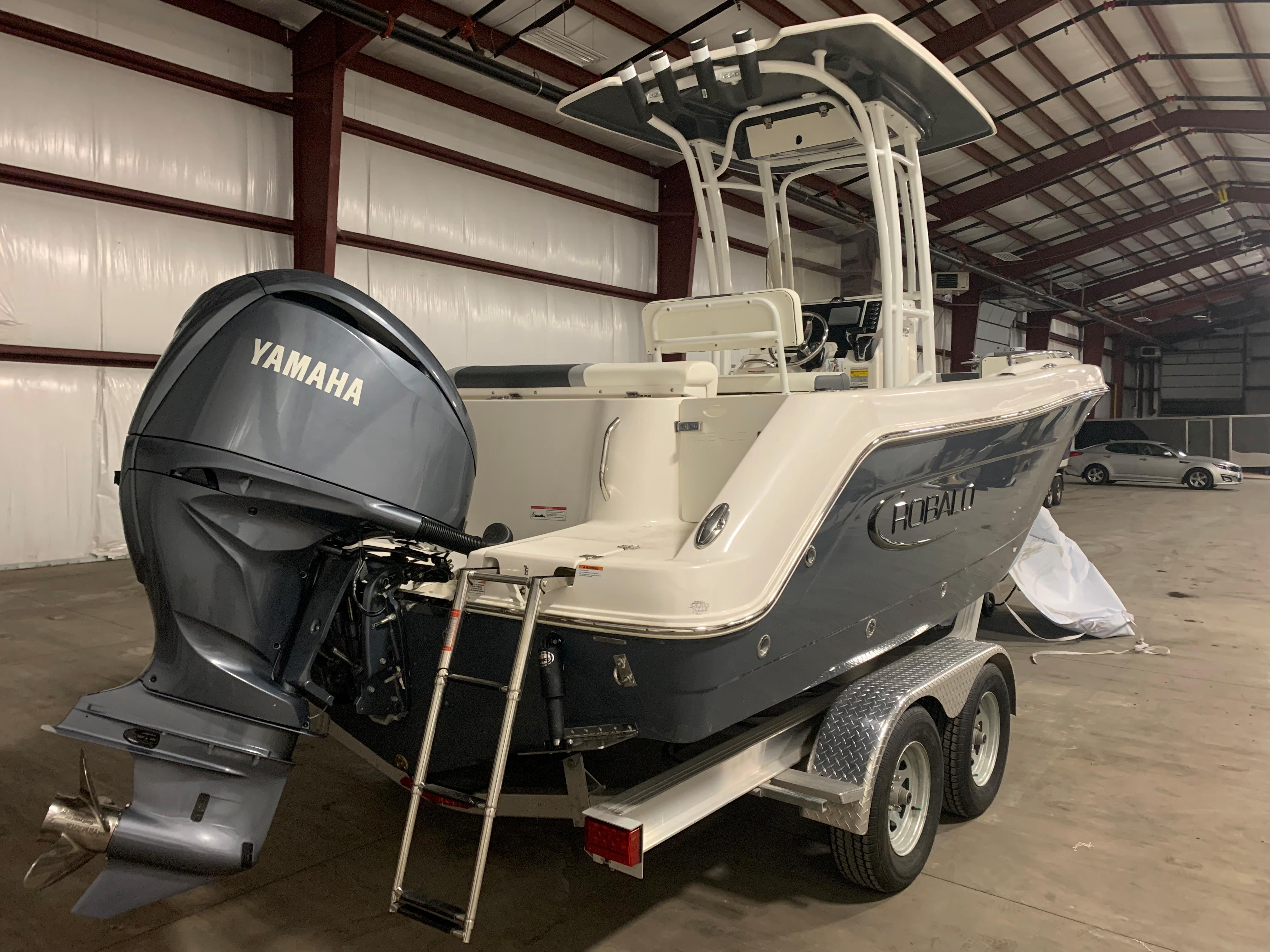 New 2023 Robalo R222 Center Console, 14555 Sodus Point - Boat Trader