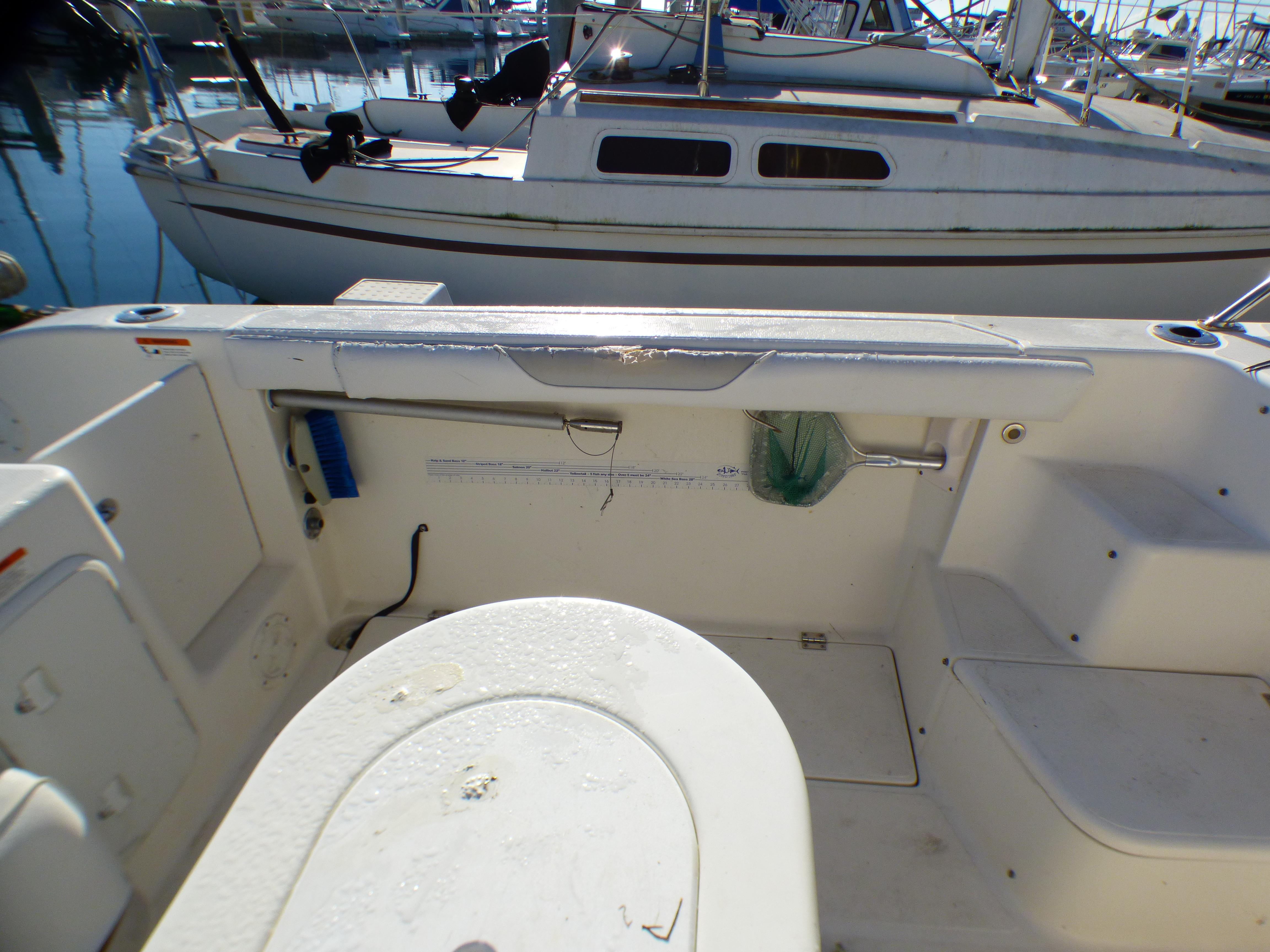 Used 2011 Seaswirl Striper 2605, 90731 San Pedro - Boat Trader