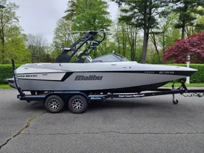 2020 Malibu Wakesetter 22 MXZ