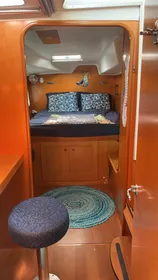 2005 Lagoon 380s2 Owners version