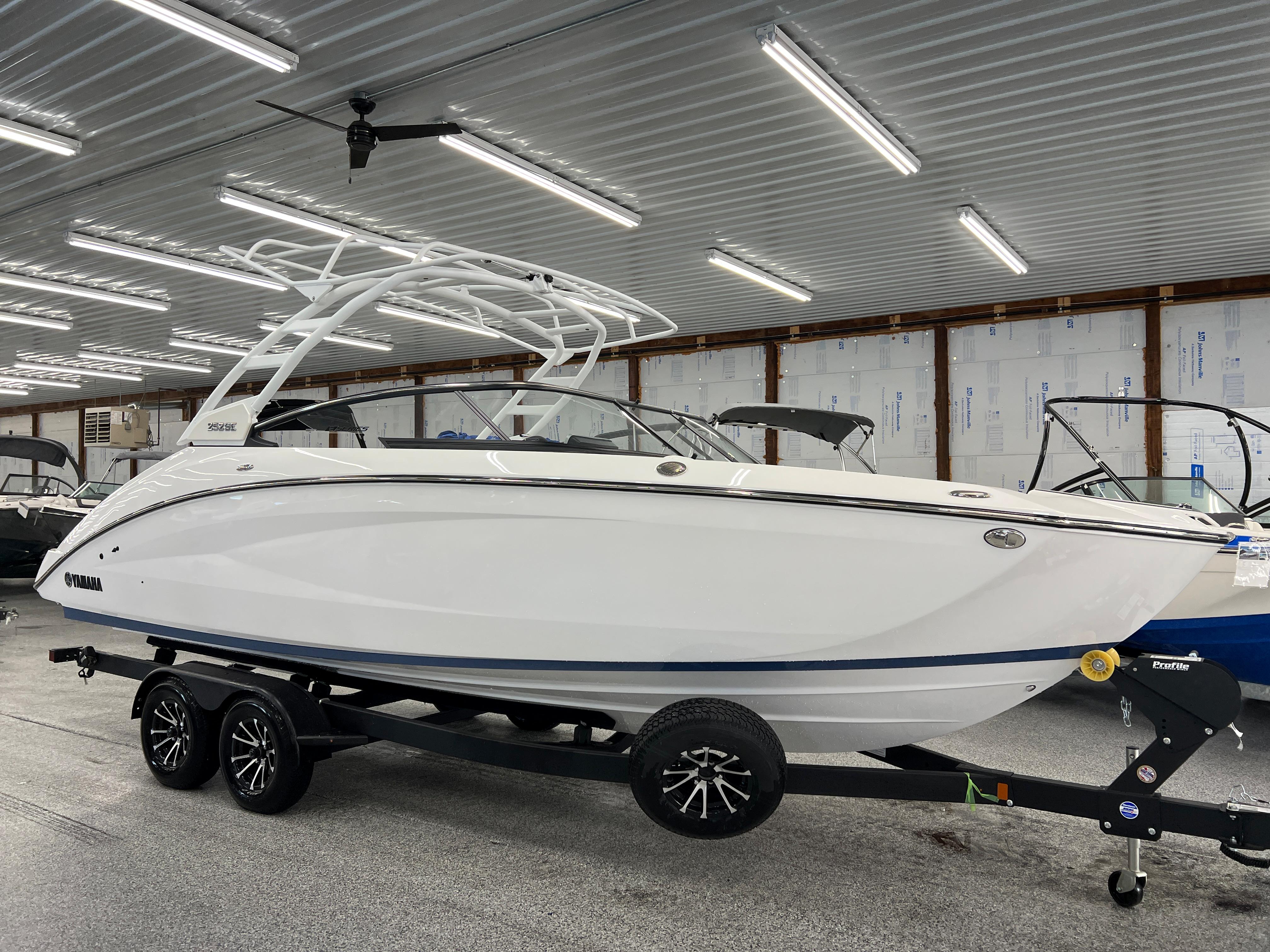 New 2024 Yamaha Boats 252SD, 46219 Indianapolis Boat Trader