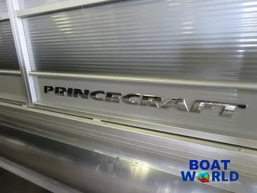 2023 Princecraft Vectra 23 Cruise Tritoon Pontoon & Mercury 150HP 4