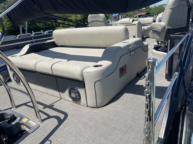 Used 2020 Barletta E22UC, 52753 Le Claire - Boat Trader