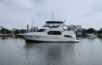 2004 Silverton 43 Motor Yacht