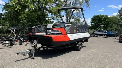 2023 Sea-Doo SWITCH SPORT 21' 230HP - LAVA RED