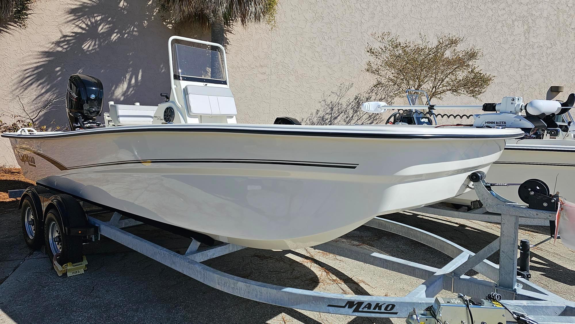 2021 Mako Pro Skiff 19 CC Base