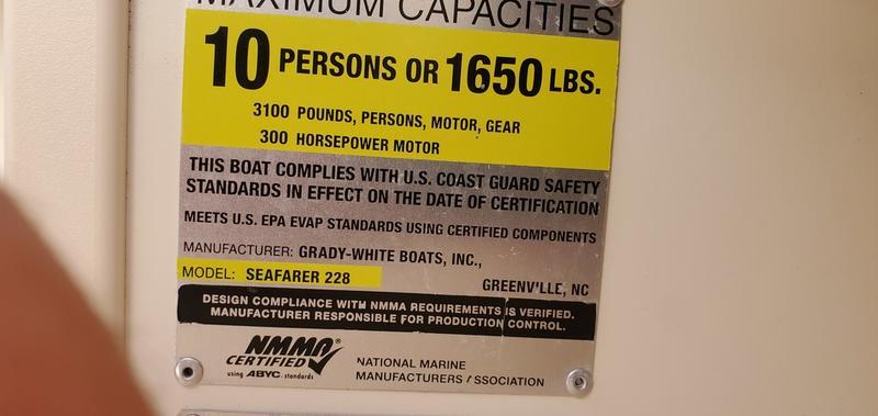 2016 Grady-White 228 Seafarer