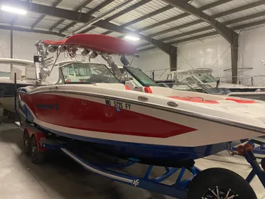 2016 MasterCraft X26