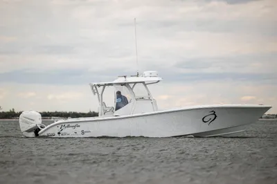 2021 Yellowfin 32 Offshore
