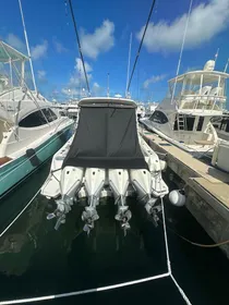 2021 Boston Whaler 405 Conquest