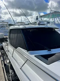 2021 Boston Whaler 405 Conquest