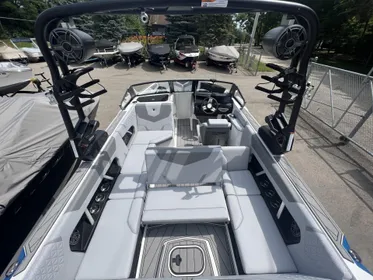 2023 Nautique GS22