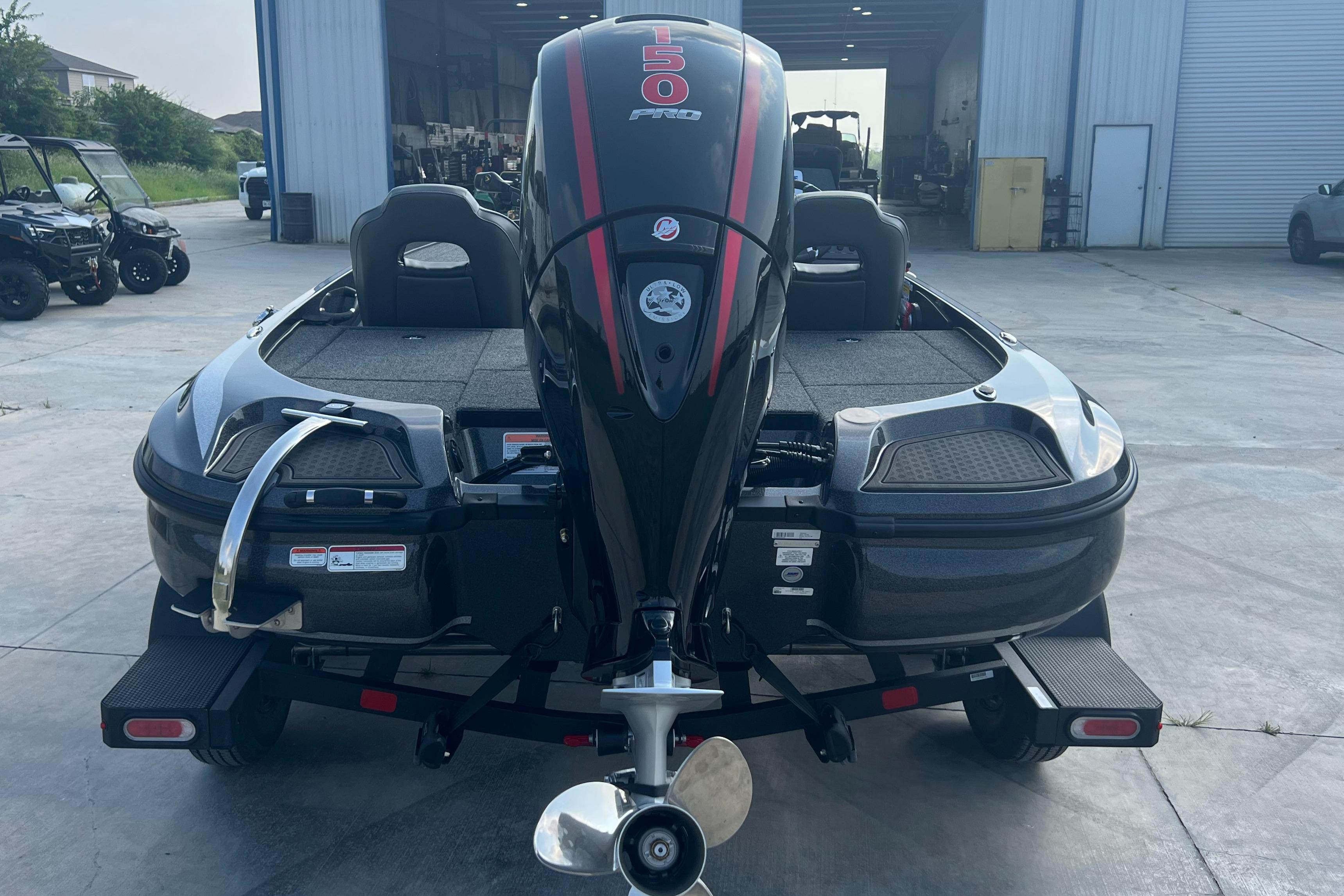 Mako Boat Windshield