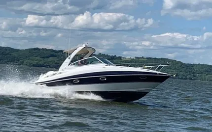 2008 Cruisers Yachts 300 CXi Express