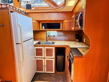 1987 Hi-Star Yacht Fisher 55