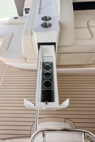 2023 Cruisers Yachts 50 GLS